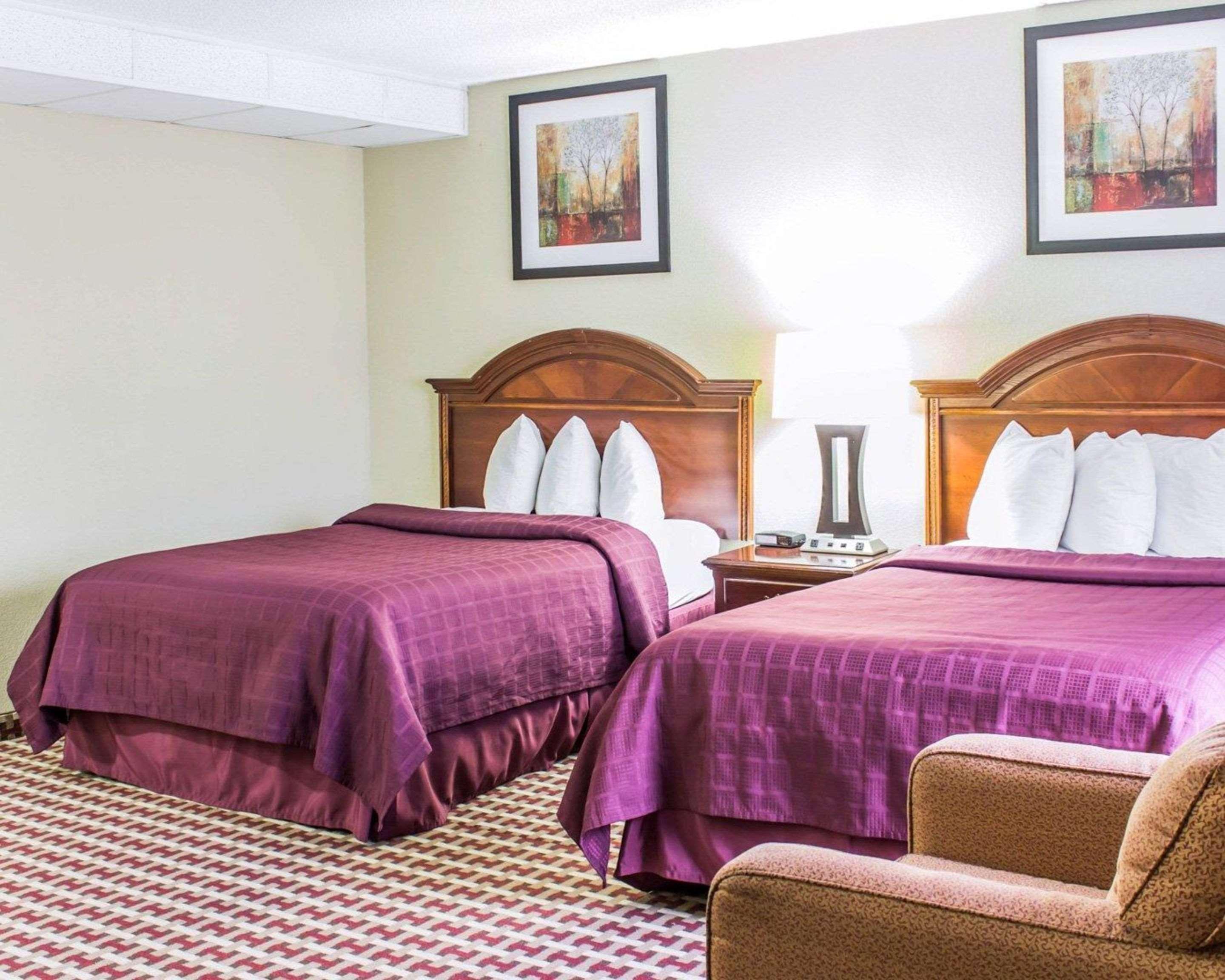 Quality Inn & Suites Fayetteville Zewnętrze zdjęcie
