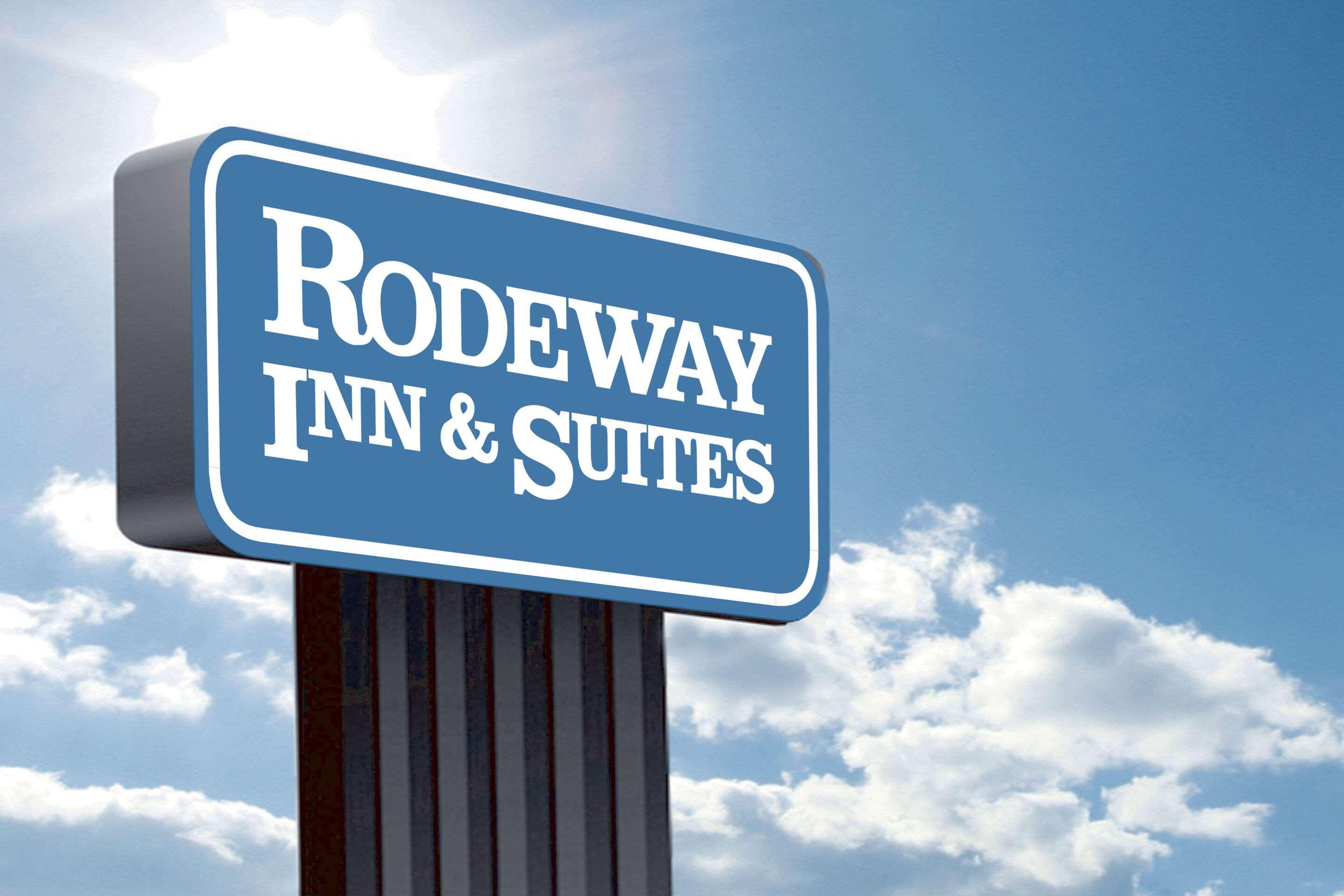 Quality Inn & Suites Fayetteville Zewnętrze zdjęcie